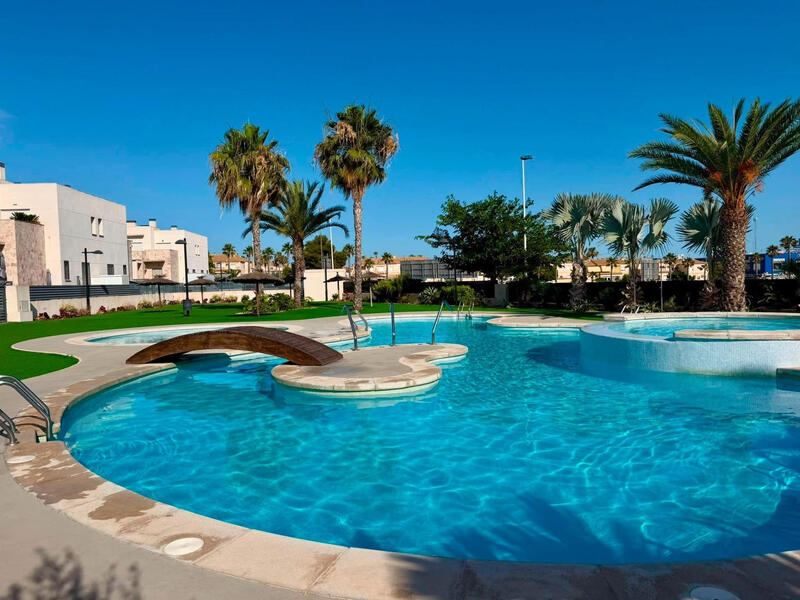 Appartement zu verkaufen in Torrevieja, Alicante