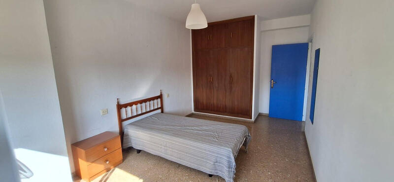 4 slaapkamer Appartement Te koop 4 slaapkamer Appartement Te koop