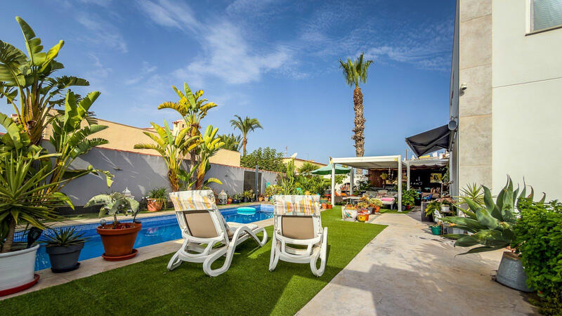 2 bedroom Villa for sale 2 bedroom Villa for sale