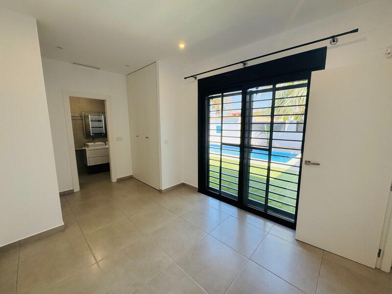 3 Cuarto Villa en venta 3 Cuarto Villa en venta