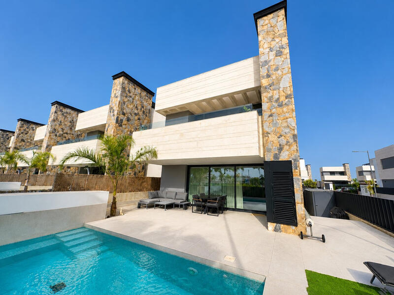 3 bedroom Villa for sale 3 bedroom Villa for sale