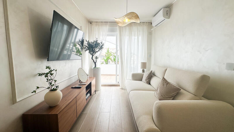 2 slaapkamer Appartement Te koop 2 slaapkamer Appartement Te koop