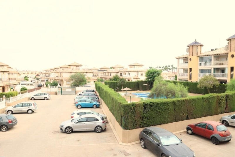 Apartment for sale in Orihuela Costa, Alicante Apartment for sale in Orihuela Costa, Alicante