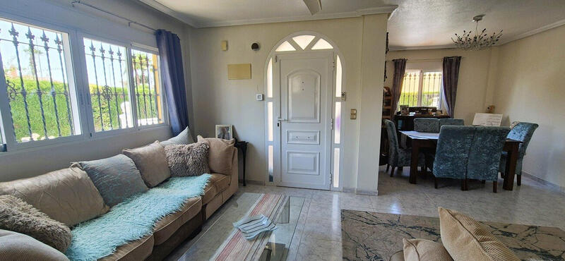 4 bedroom Villa for sale