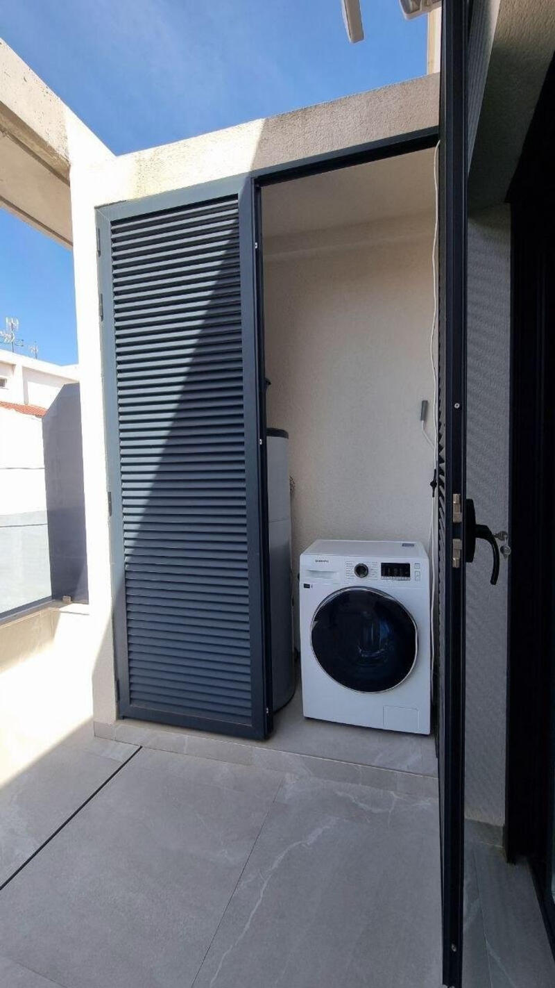 2 slaapkamer Appartement Te koop 2 slaapkamer Appartement Te koop