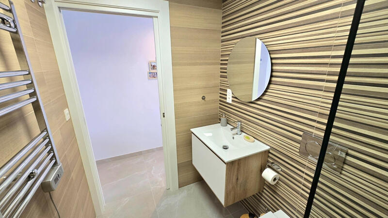 2 slaapkamer Appartement Te koop 2 slaapkamer Appartement Te koop