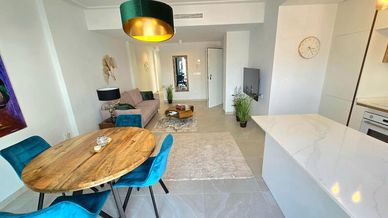 2 slaapkamer Appartement Te koop 2 slaapkamer Appartement Te koop