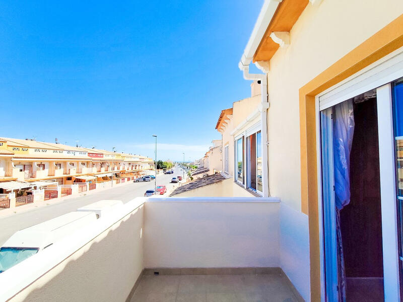 городская тюрьма продается в Playa Flamenca, Alicante