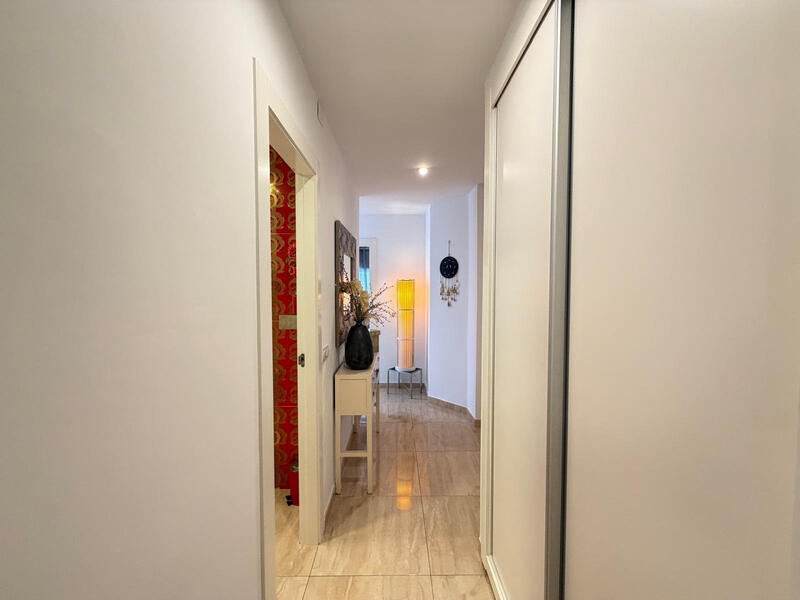 2 slaapkamer Appartement Te koop