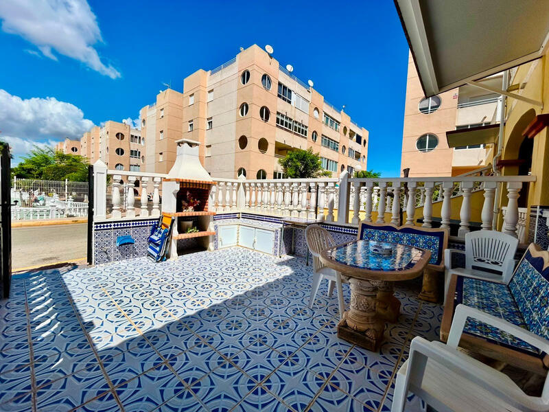 2 bedroom Townhouse for sale 2 bedroom Townhouse for sale