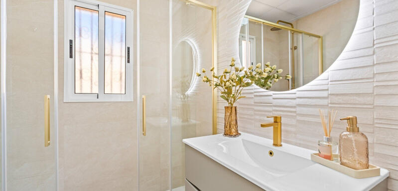 2 bedroom Townhouse for sale 2 bedroom Townhouse for sale