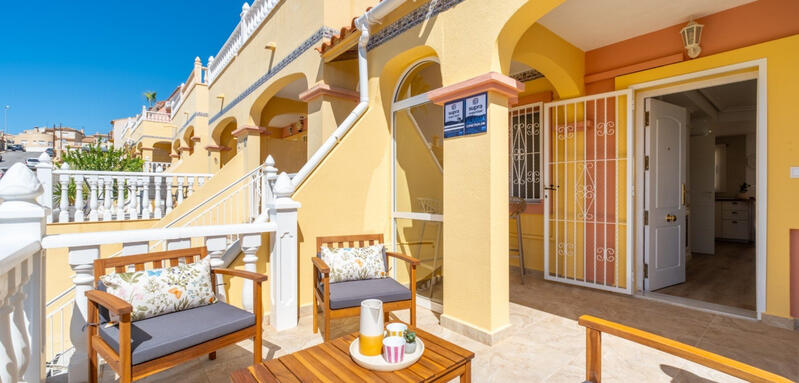 2 bedroom Townhouse for sale 2 bedroom Townhouse for sale