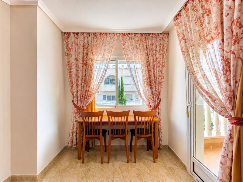 2 slaapkamer Appartement Te koop