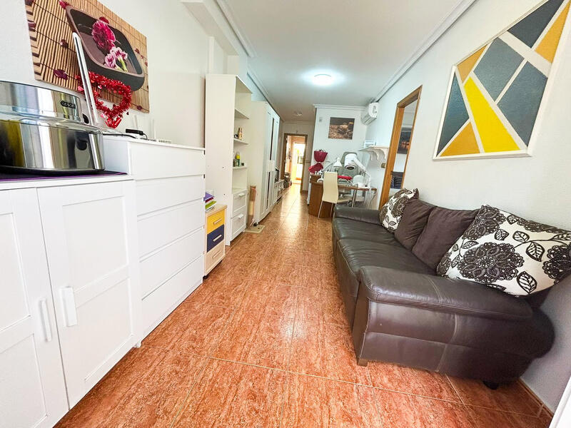3 slaapkamer Appartement Te koop 3 slaapkamer Appartement Te koop