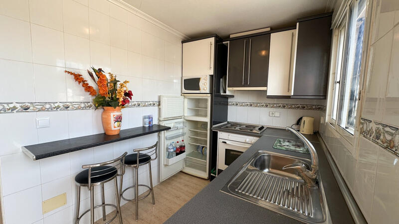 2 bedroom Townhouse for sale
