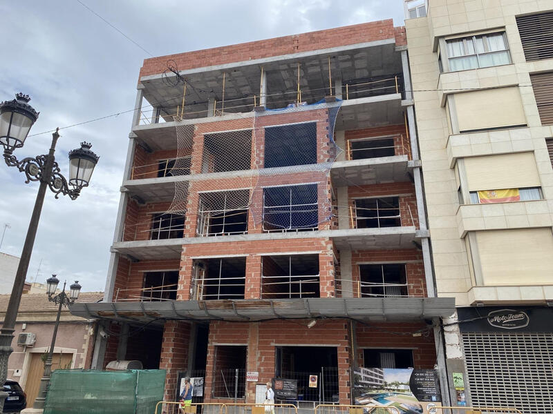 3 bedroom Apartment for sale