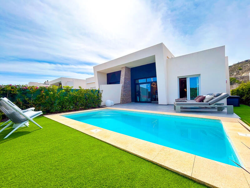 3 bedroom Villa for sale 3 bedroom Villa for sale