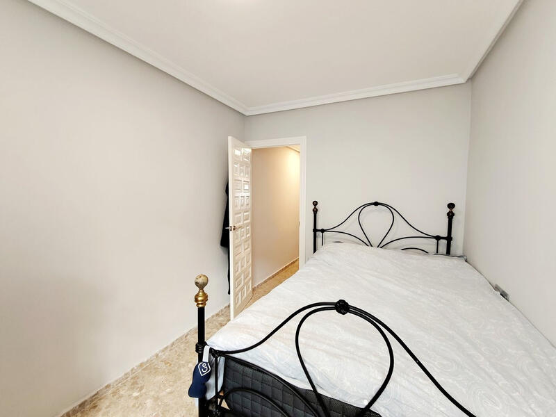 2 bedroom Apartment for sale 2 bedroom Apartment for sale