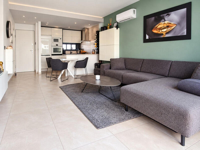 Apartment for sale in El Raso, Alicante