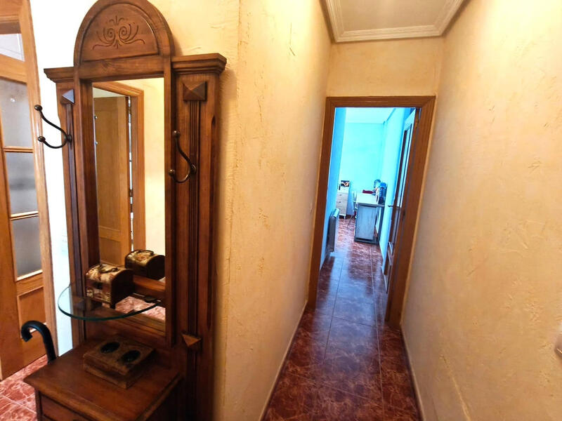2 slaapkamer Appartement Te koop 2 slaapkamer Appartement Te koop