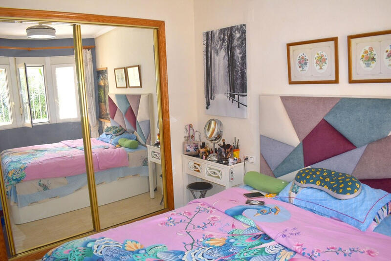 3 bedroom Townhouse for sale