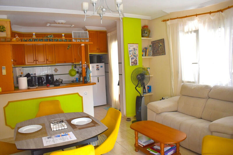 3 bedroom Townhouse for sale