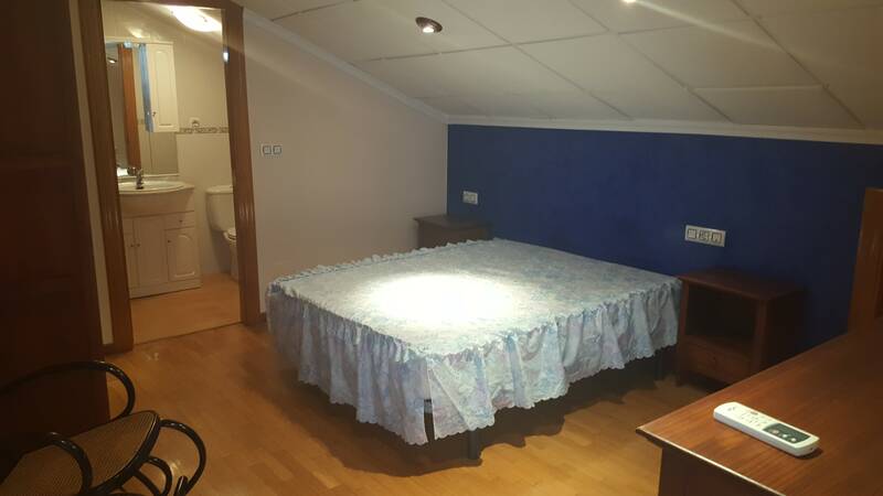 3 slaapkamer Gezinswoning Te koop