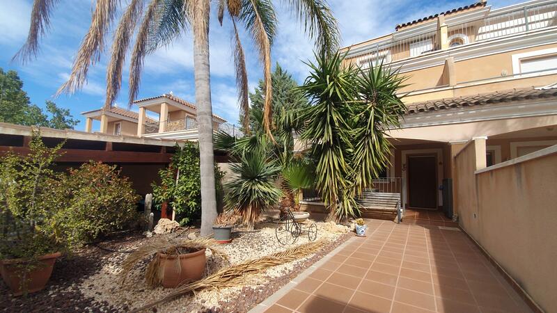 Villa en venta en Torre Guil, Murcia