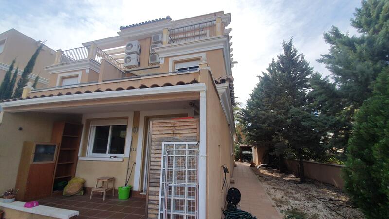 3 slaapkamer Villa Te koop