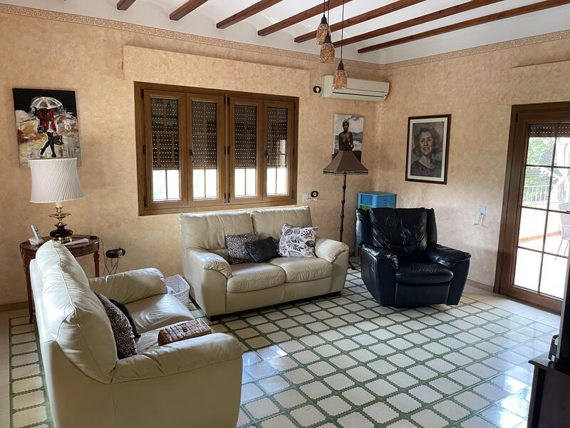 6 Cuarto Casa de Campo en venta