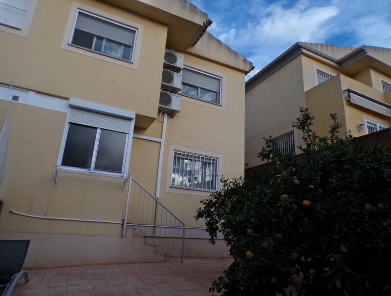 4 chambre Villa à vendre