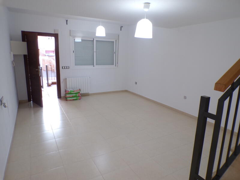 3 bedroom Townhouse for sale