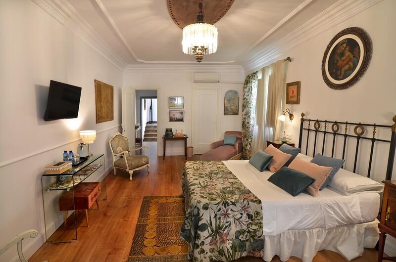 8 chambre Local Commercial à vendre