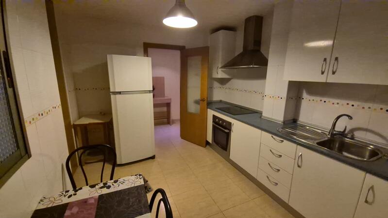 3 спальная комната квартира продается