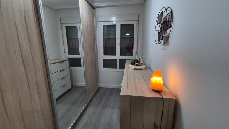 2 slaapkamer Appartement Te koop