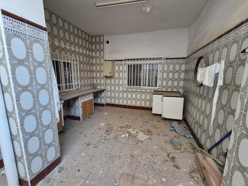 3 спальная комната вилла продается