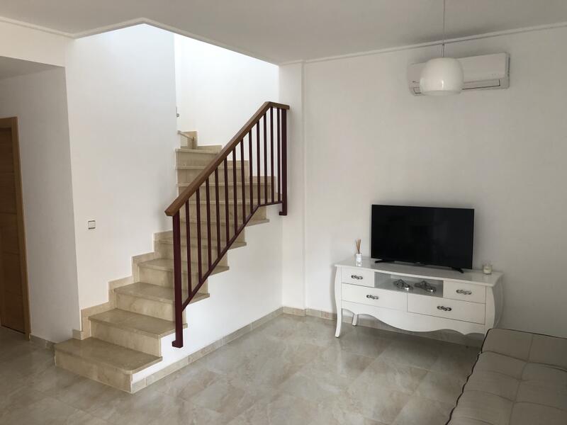 2 bedroom Townhouse for sale