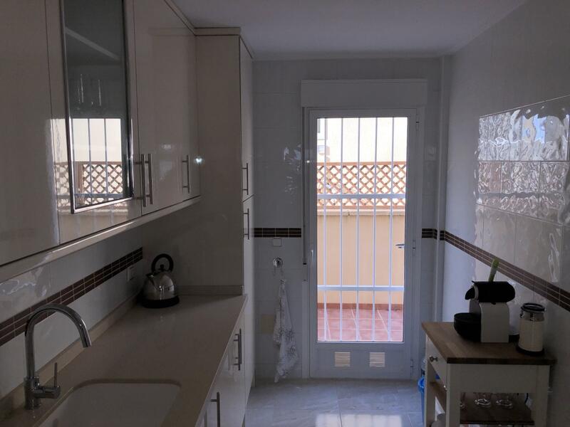 2 bedroom Townhouse for sale