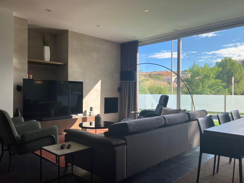 4 bedroom Villa for sale