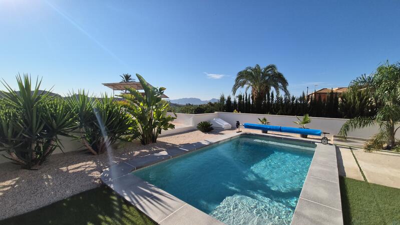 5 bedroom Villa for sale