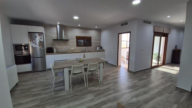 5 bedroom Villa for sale