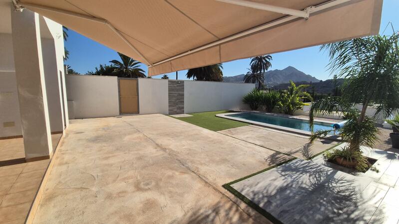 5 bedroom Villa for sale