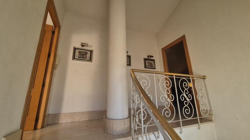 5 slaapkamer Villa Te koop