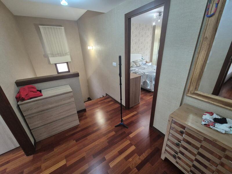 5 bedroom Villa for sale