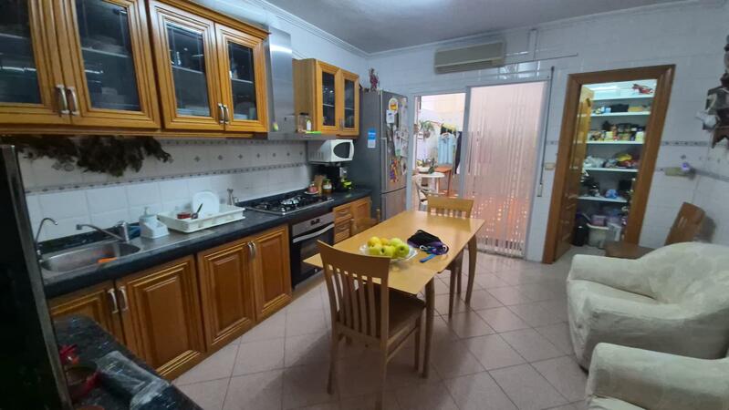 5 bedroom Townhouse for sale 5 bedroom Townhouse for sale