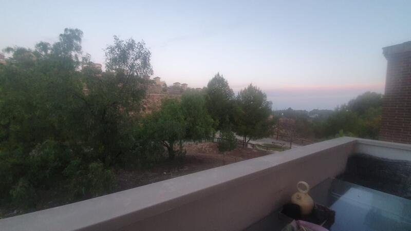 4 Cuarto Villa en venta