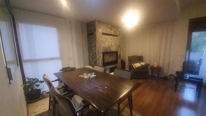 4 Cuarto Villa en venta