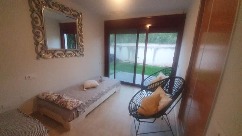 4 Cuarto Villa en venta