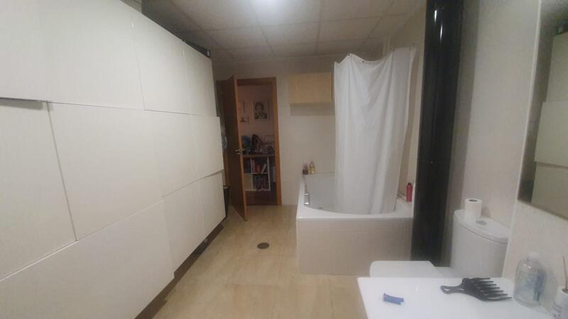 4 Cuarto Villa en venta