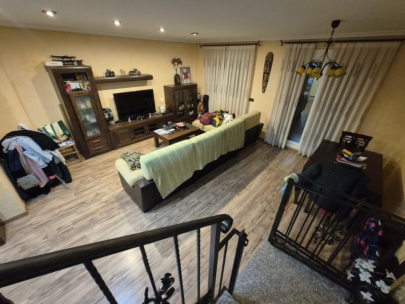 4 bedroom Apartment for sale 4 bedroom Apartment for sale